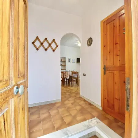 Holidaycasa Isabel - In Pieno Centro Storico Apartment