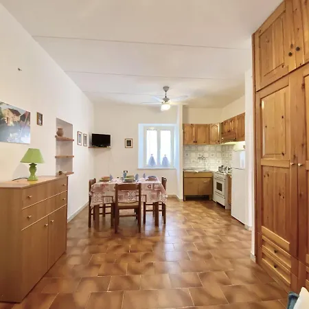 Holidaycasa Isabel - In Pieno Centro Storico Sperlonga