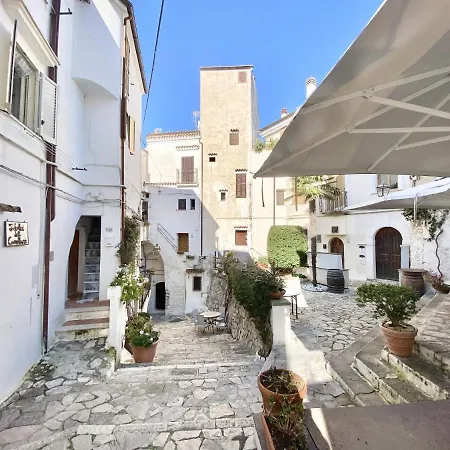 Holidaycasa Isabel - In Pieno Centro Storico *